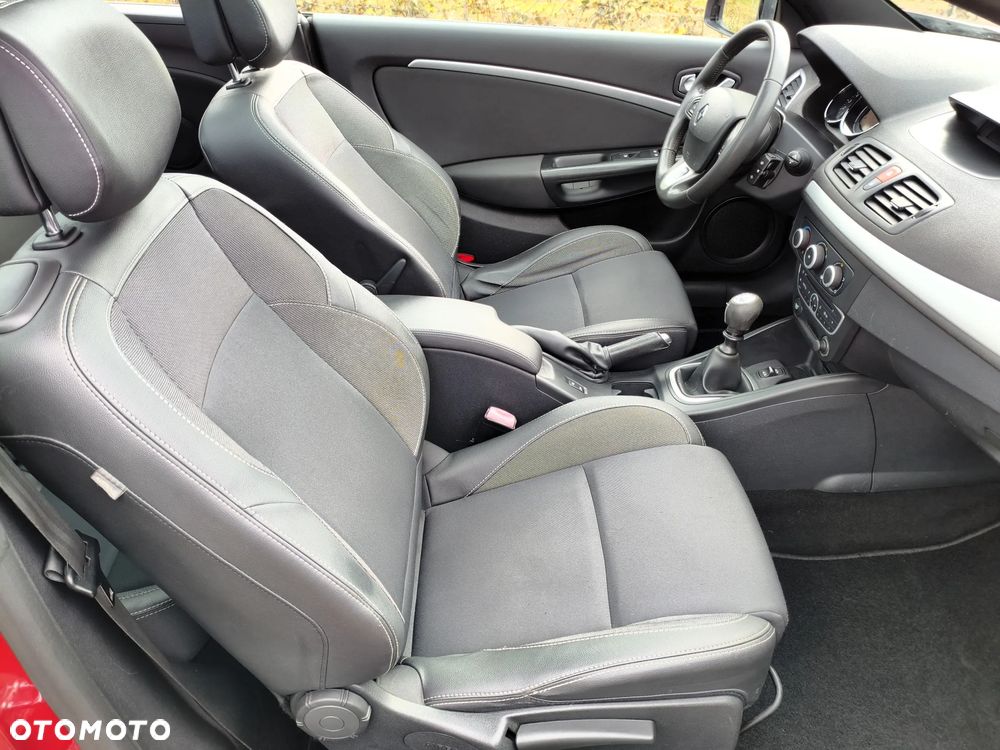 Renault Megane - 25