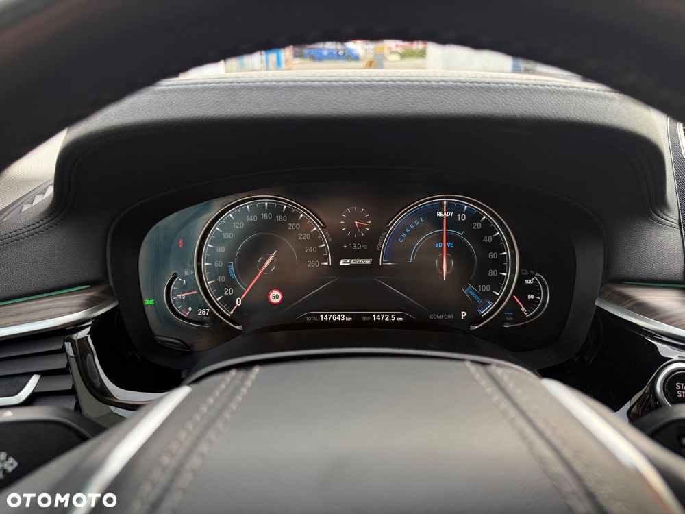 BMW Seria 5 530e iPerformance GPF Sport - 38