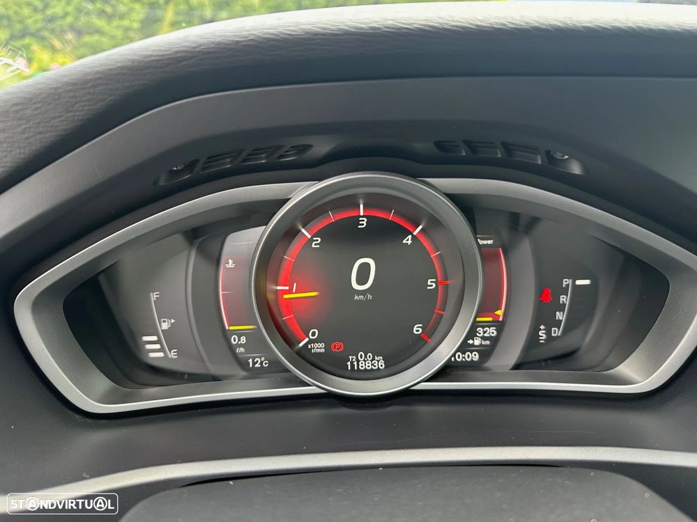 Volvo V40 2.0 D4 Volvo Ocean Race Geartronic - 18