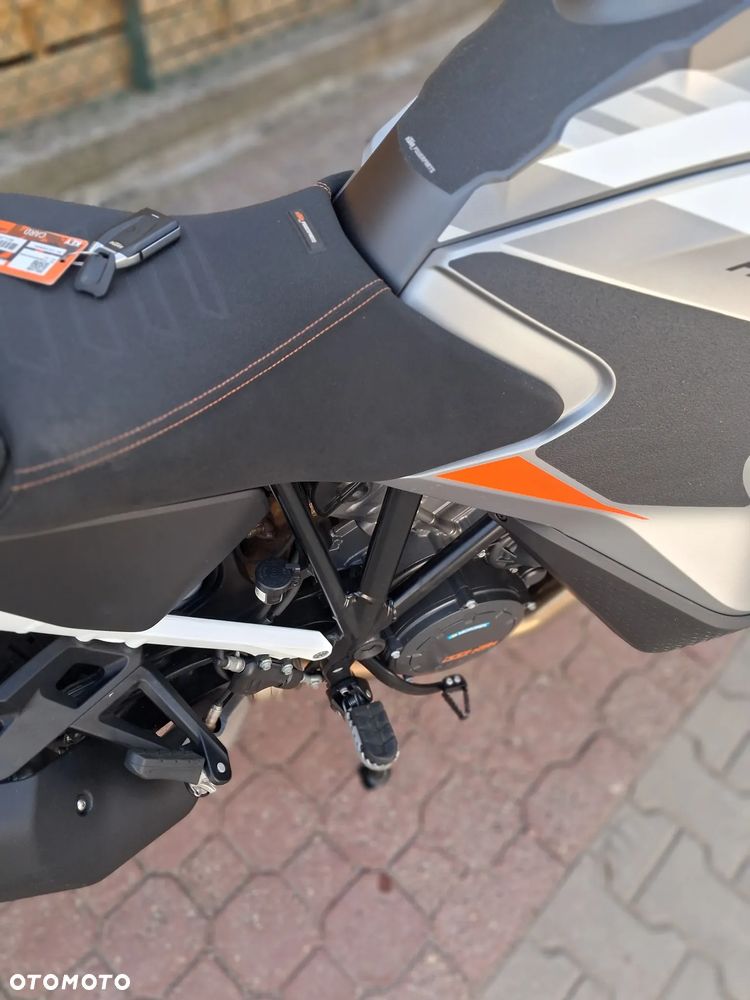 KTM Super Adventure - 20