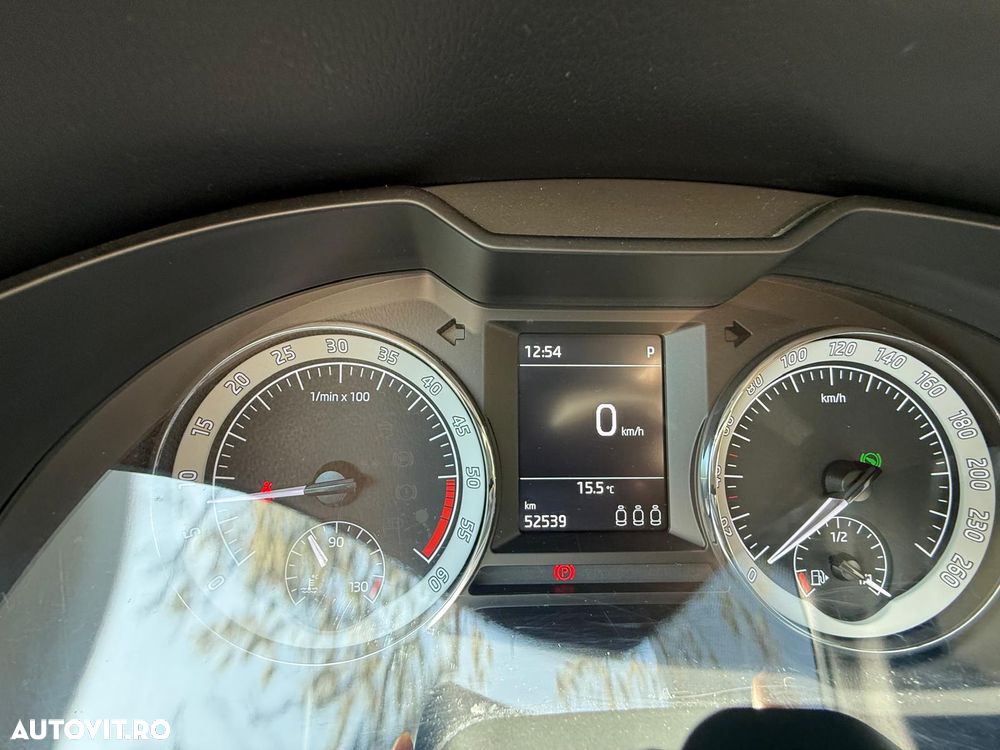 Skoda Octavia 1.6 TDI DSG Style - 13