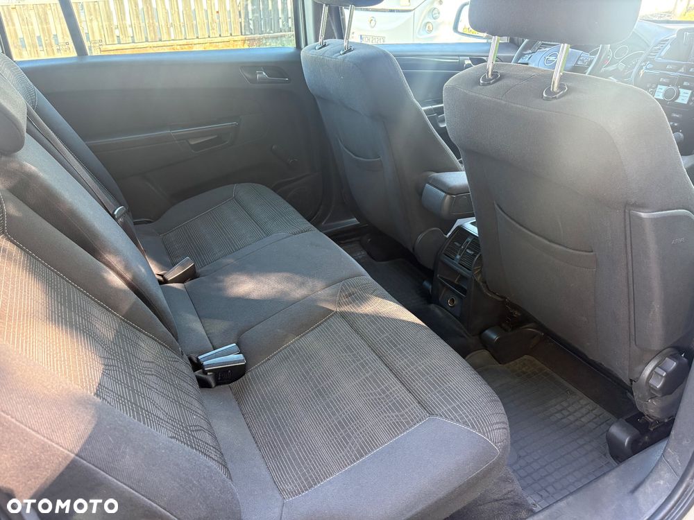 Opel Zafira 1.8 Cosmo - 10