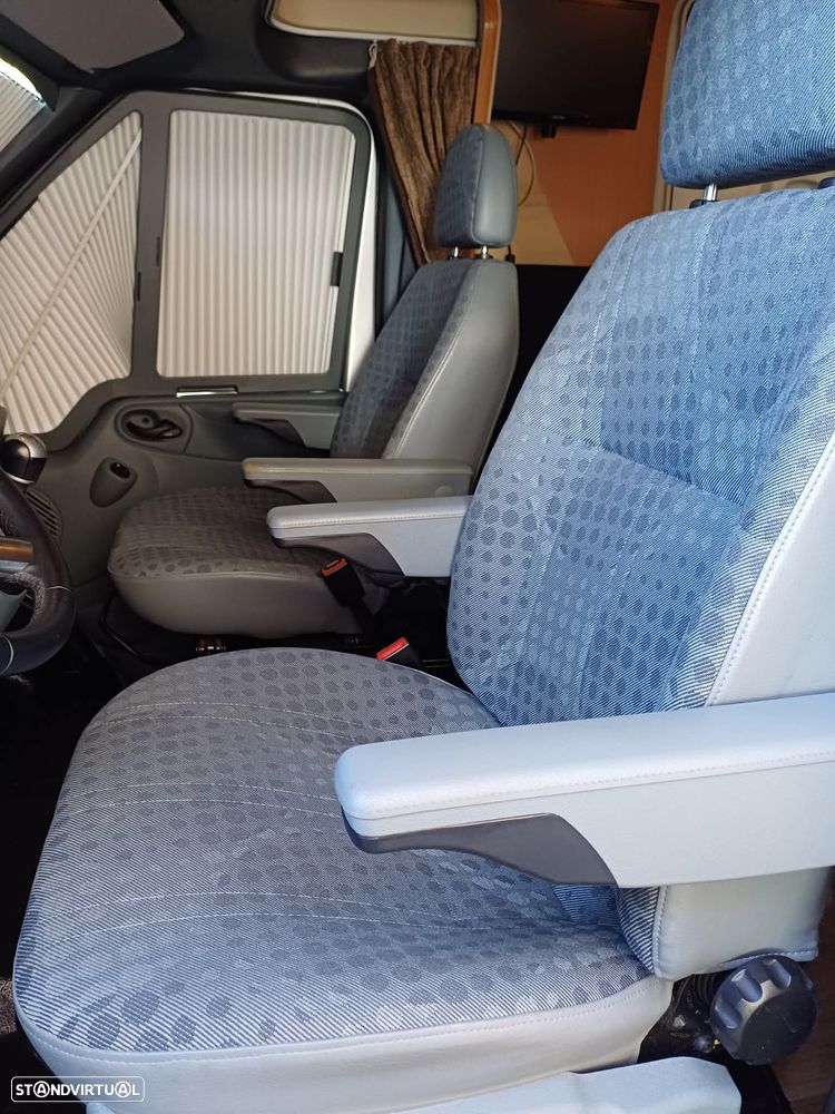 Ford Transit Challenger Genesis 58 - 26