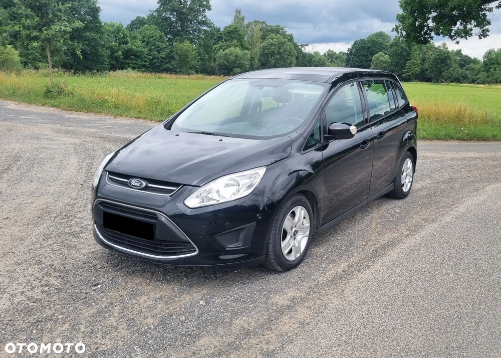 Ford Grand C-MAX - 11