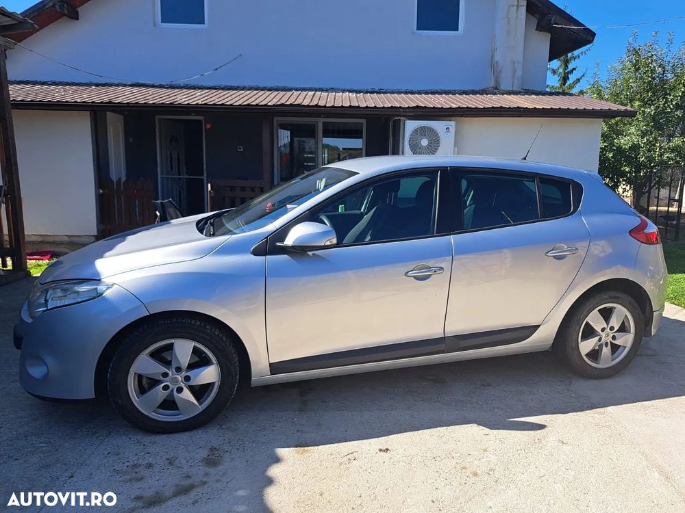 Renault Megane - 2