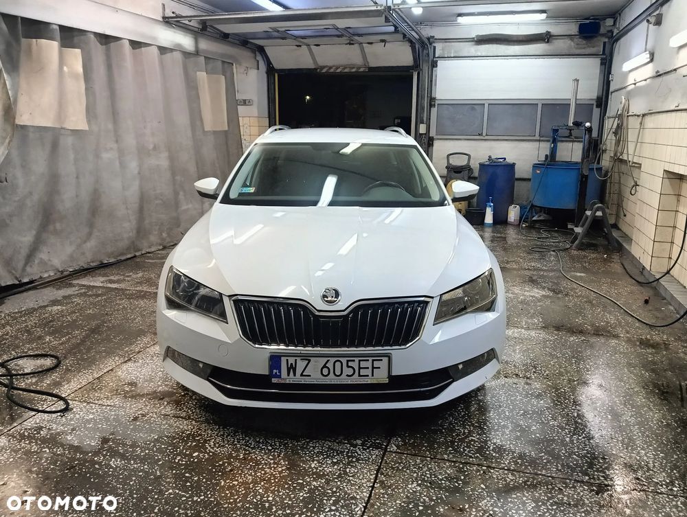 Skoda Superb 1.8 TSI Ambition - 12