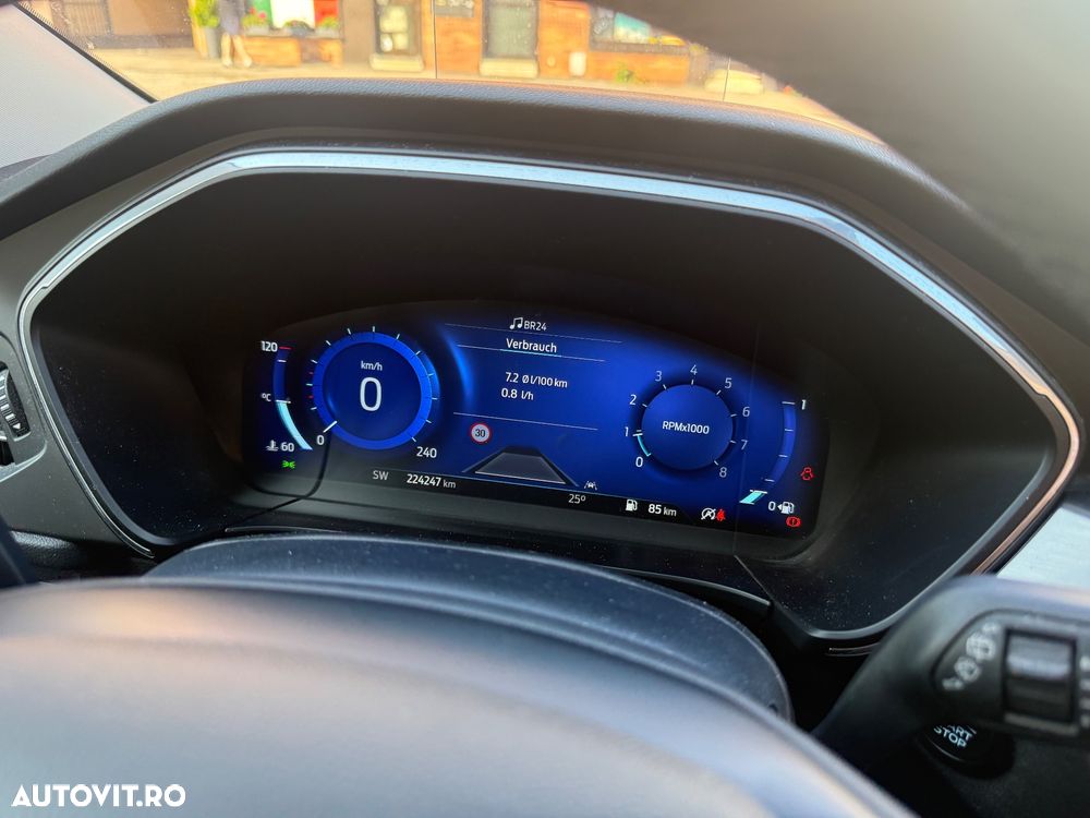 Ford Kuga 1.5 EcoBoost 2WD Titanium - 10