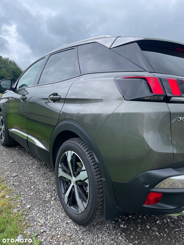 Peugeot 3008 1.5 BlueHDi Allure S&S EAT8 - 8