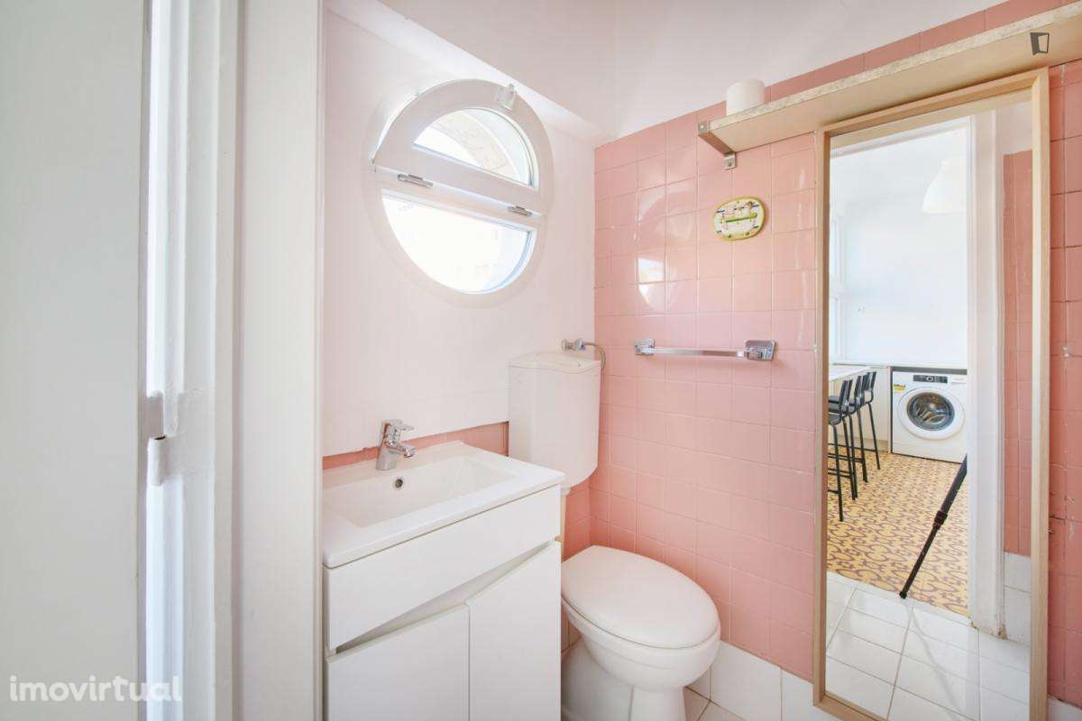 Quarto - localizado em Entrecampos Lisbon - Grande imagem: 4/40