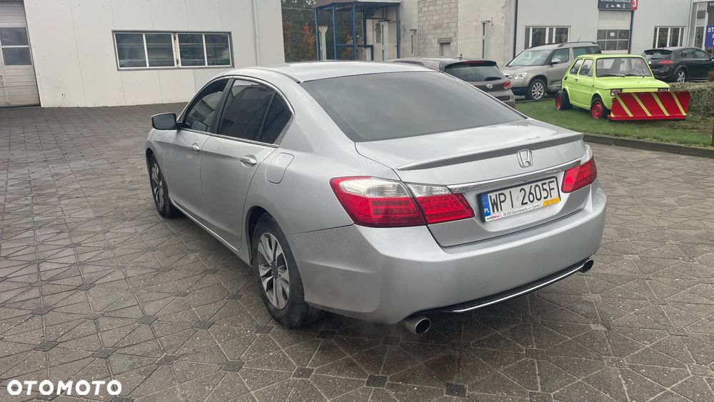 Honda Accord 2.4 Executive - 4