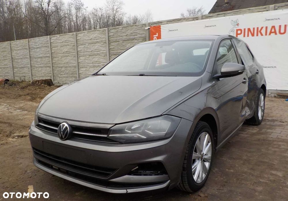 Volkswagen Polo - 4