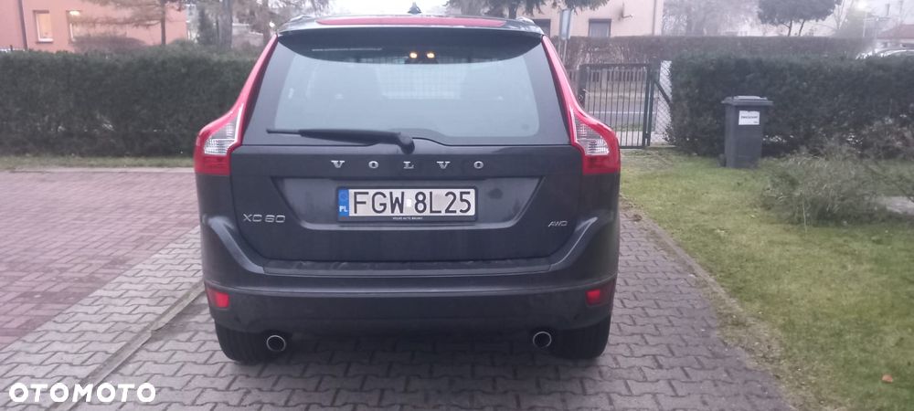 Volvo XC 60 2.4D AWD Summum - 3