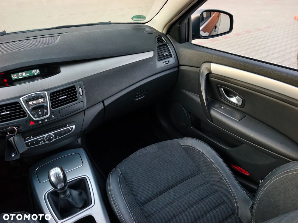 Renault Laguna 2.0 16V Privilege - 14