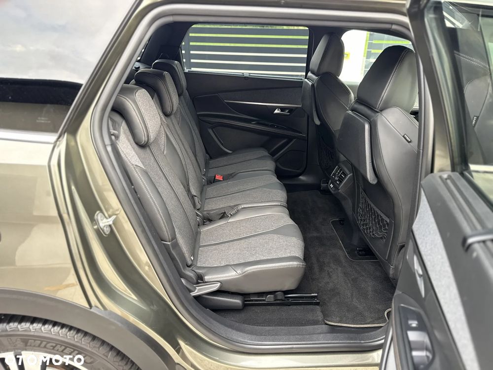 Peugeot 5008 - 35