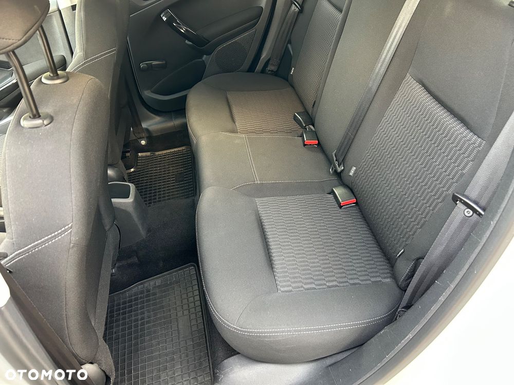 Peugeot 208 1.2 PureTech Style - 15