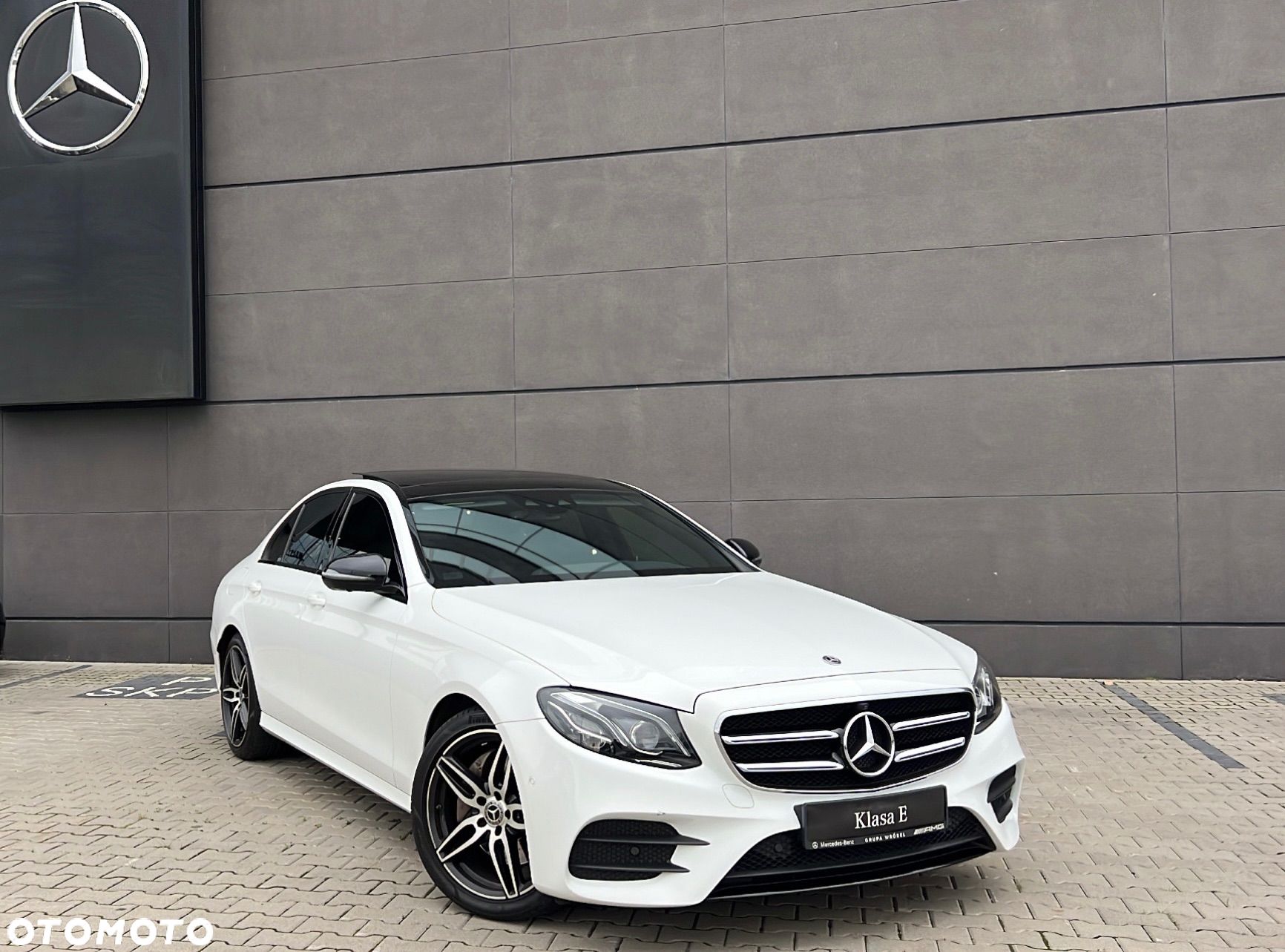 Mercedes-Benz Klasa E 220 d 4-Matic 9G-TRONIC - 1