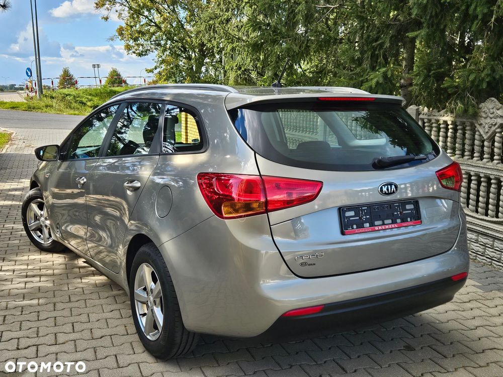 Kia Ceed 1.4 CVVT Attract - 27