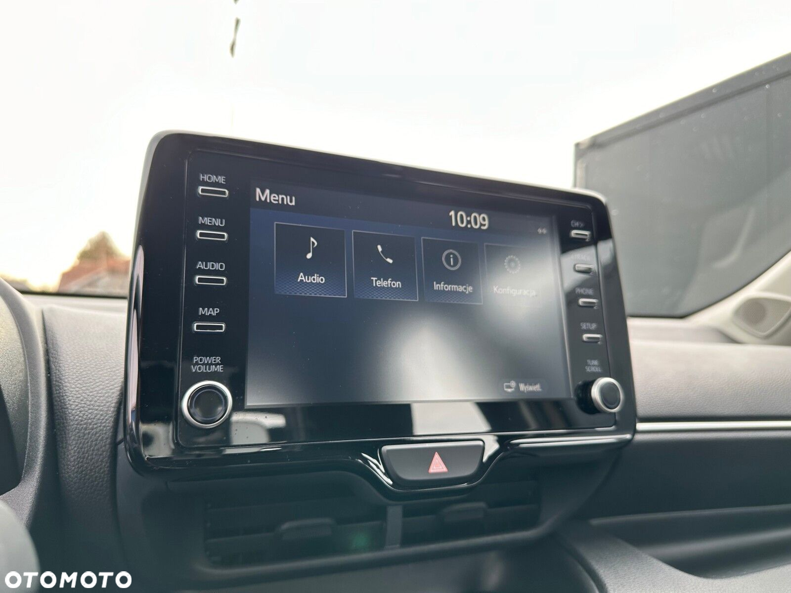 Toyota Yaris - 24