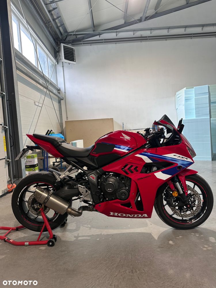 Honda CBR - 6