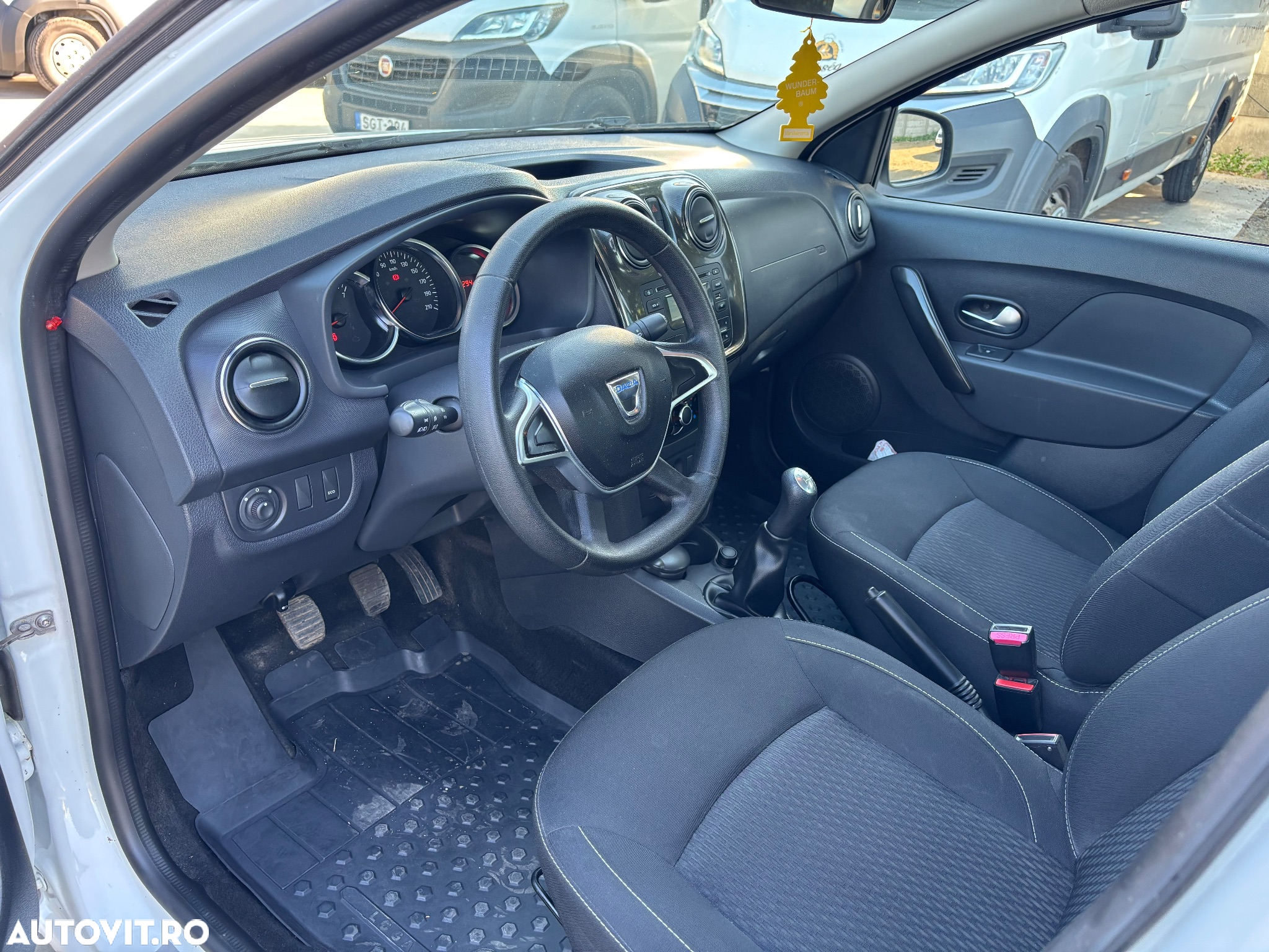 Dacia Logan 1.5 Blue dCi Laureate - 8