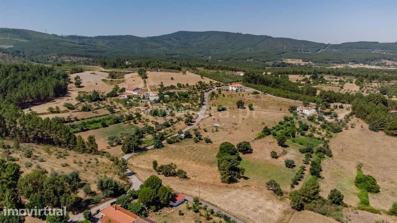 Terreno Misto / Fundão, Enxames - Grande imagem: 5/20