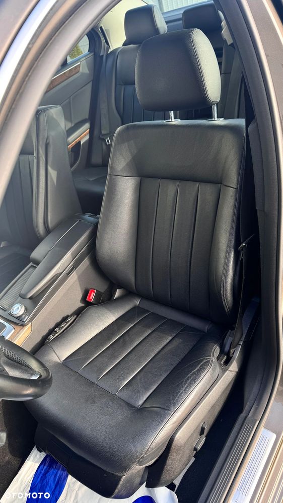 Mercedes-Benz Klasa E 250 CGI BlueEFFICIENCY Automatik Elegance - 10