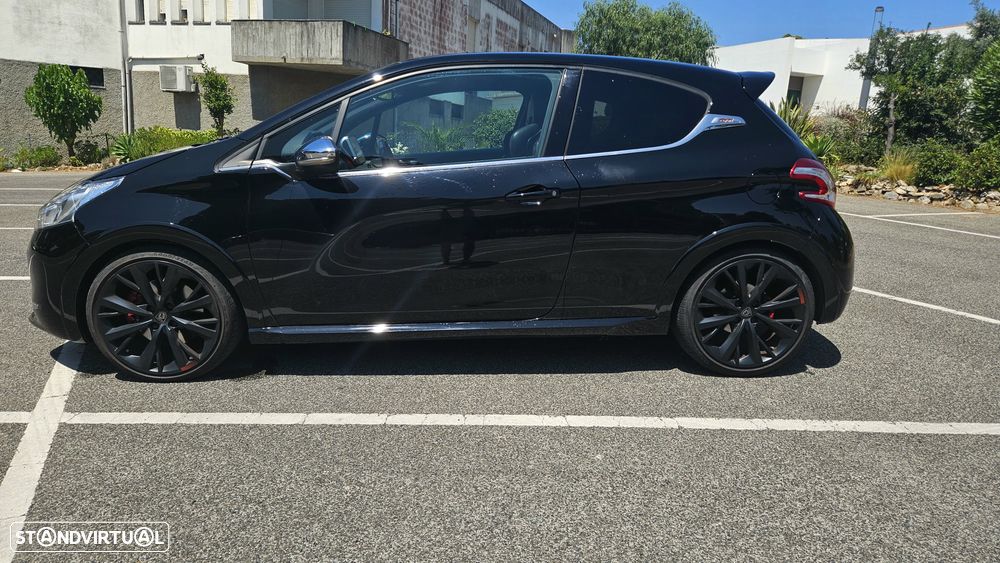 Peugeot 208 1.6 THP GTi - 16