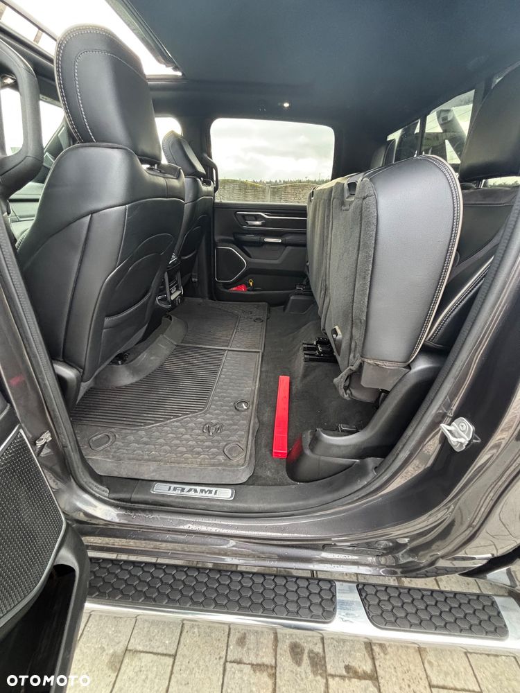 RAM 1500 Crew Cab Laramie - 16