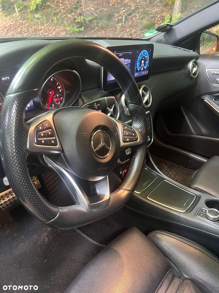 Mercedes-Benz Klasa A 250 Sport 4Matic 7G-DCT Motorsport Edition - 24