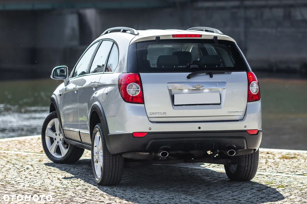 Chevrolet Captiva - 16