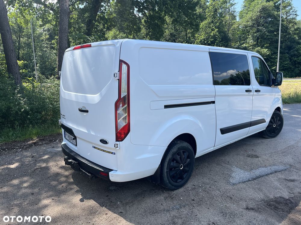 Ford Tourneo Custom - 3