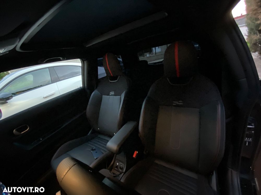 MINI John Cooper Works 2025 — imagine 6