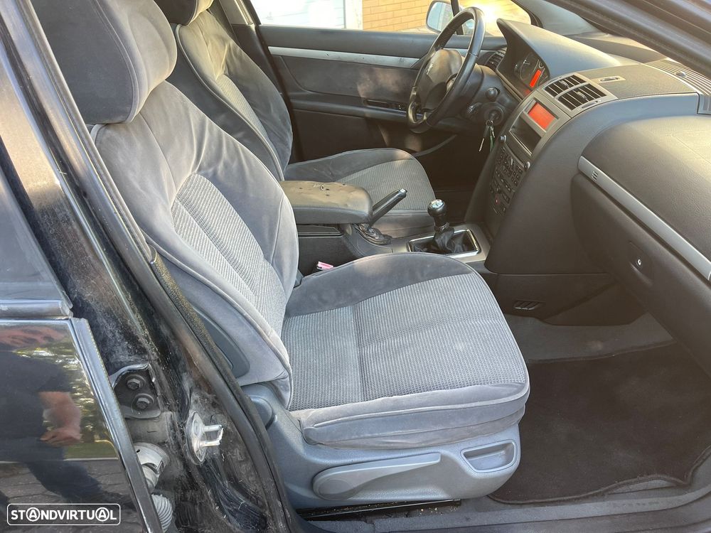 Peugeot 407 SW 1.6 HDi Executive - 14