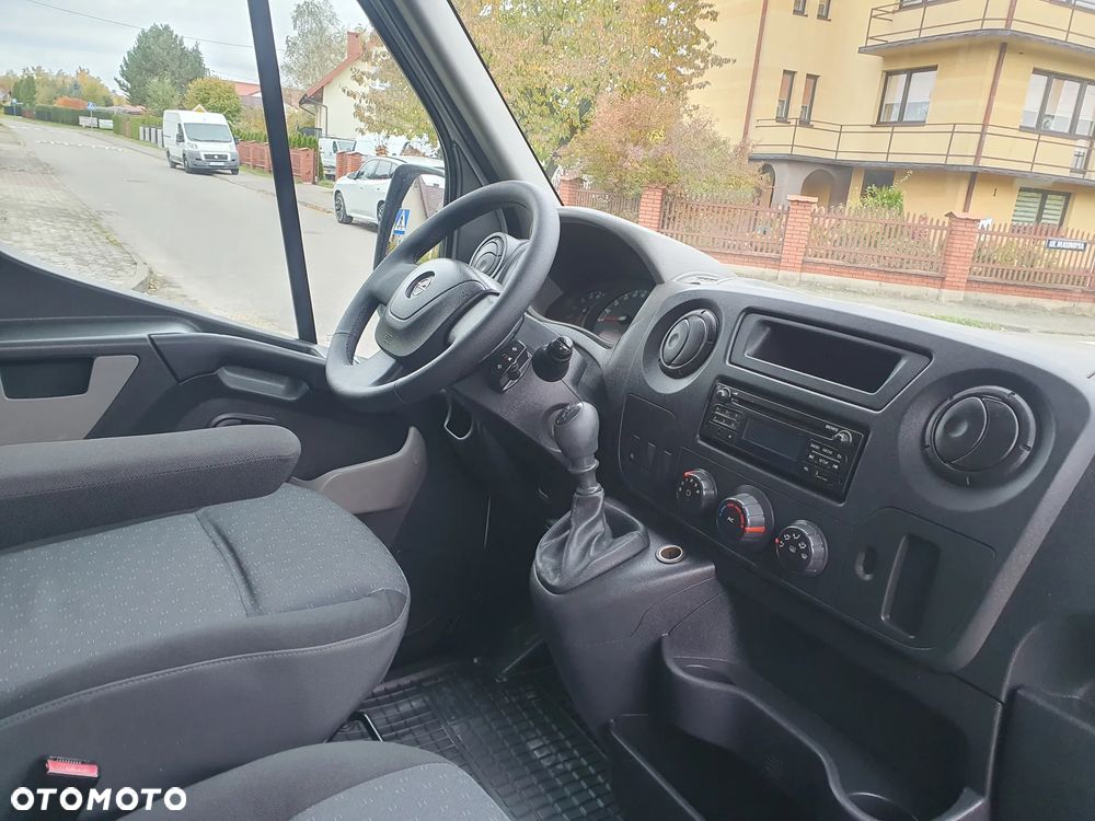 Opel Movano - 18