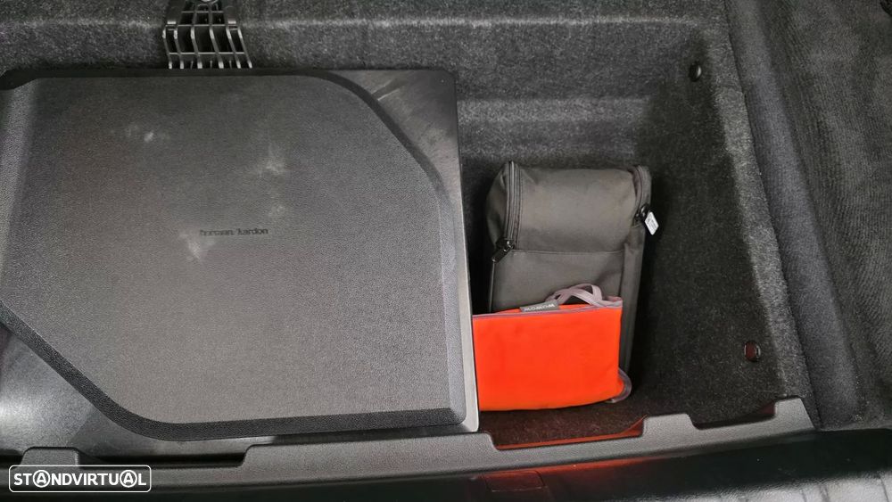 BMW i4 eDrive40 Pack Desportivo M - 23