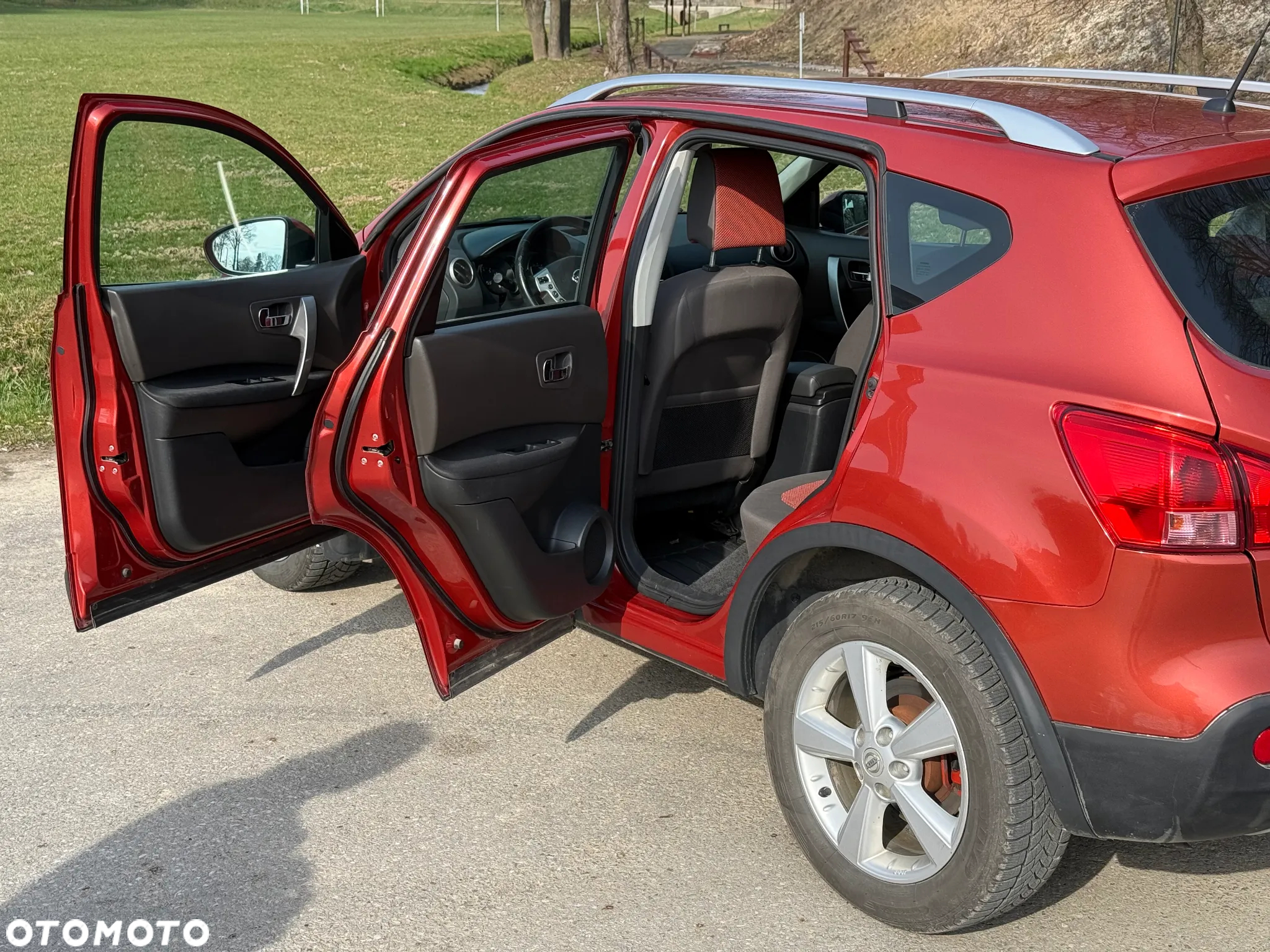 Nissan Qashqai - 12
