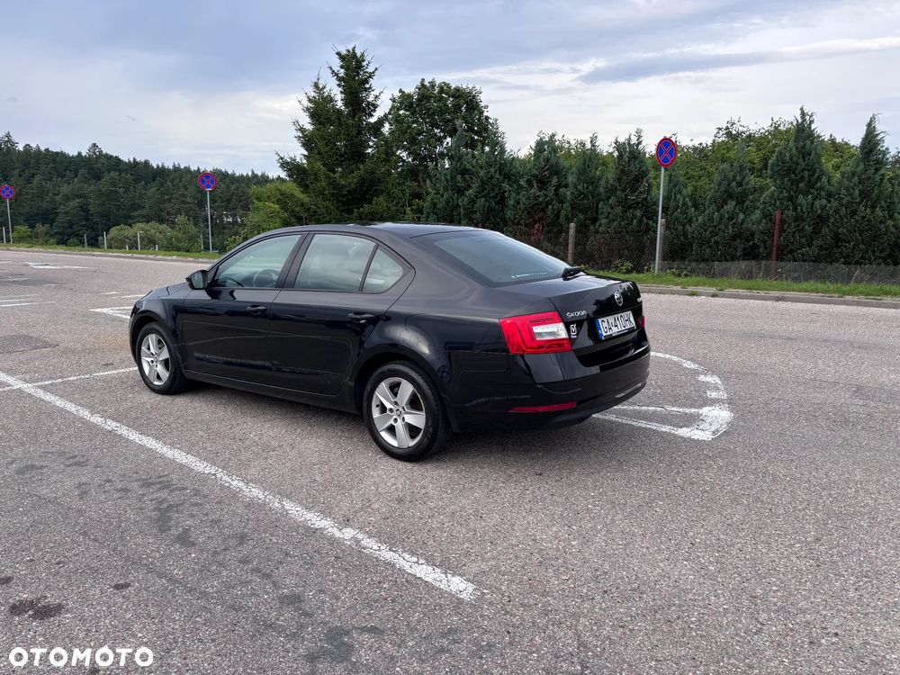 Skoda Octavia 1.6 TDI Ambition - 4