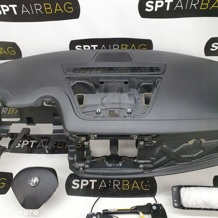 GIULIETTA LIFT DESKA KONSOLA AIRBAG PASY PODUSZKI - 3