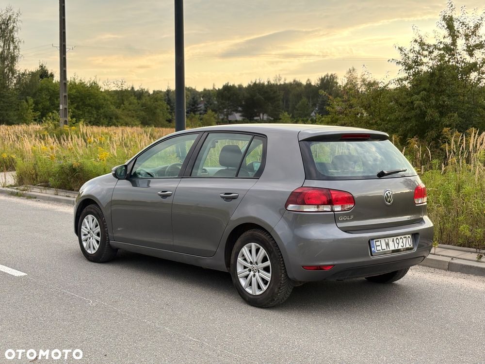 Volkswagen Golf - 5