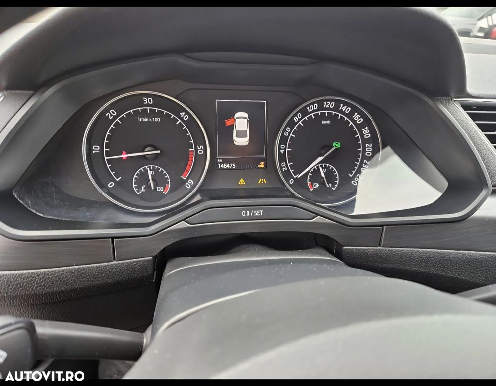 Skoda Superb 2.0 TDI DSG Style - 6