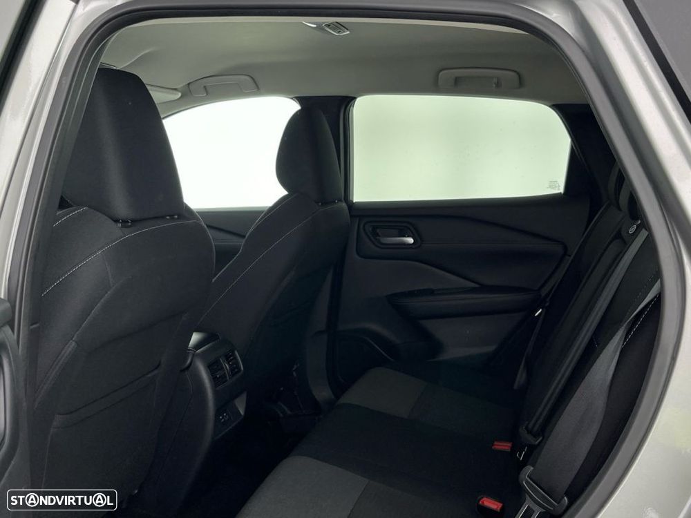 Nissan Qashqai 1.3 DIG-T N-Connecta - 12