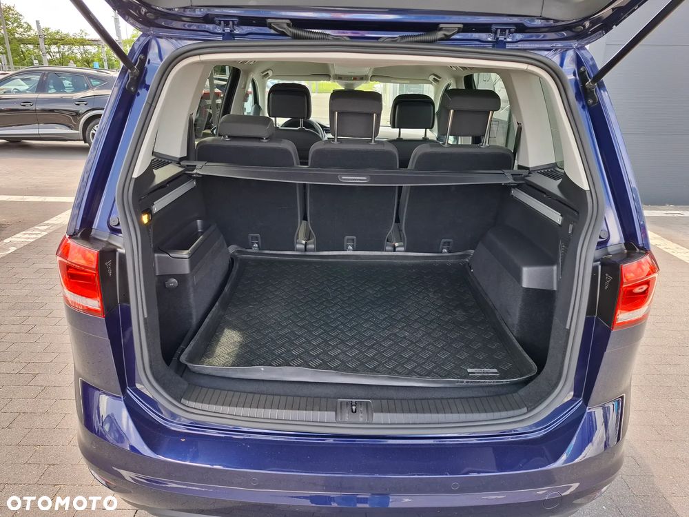 Volkswagen Touran 2.0 TDI SCR DSG Comfortline - 14