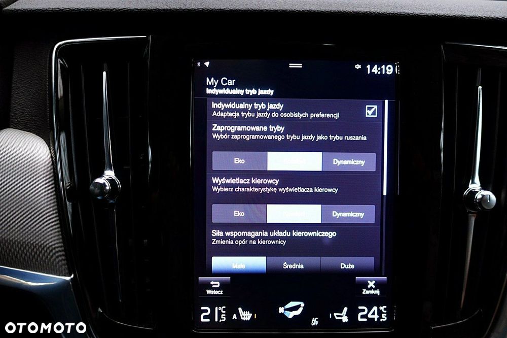 Volvo V90 Cross Country - 41