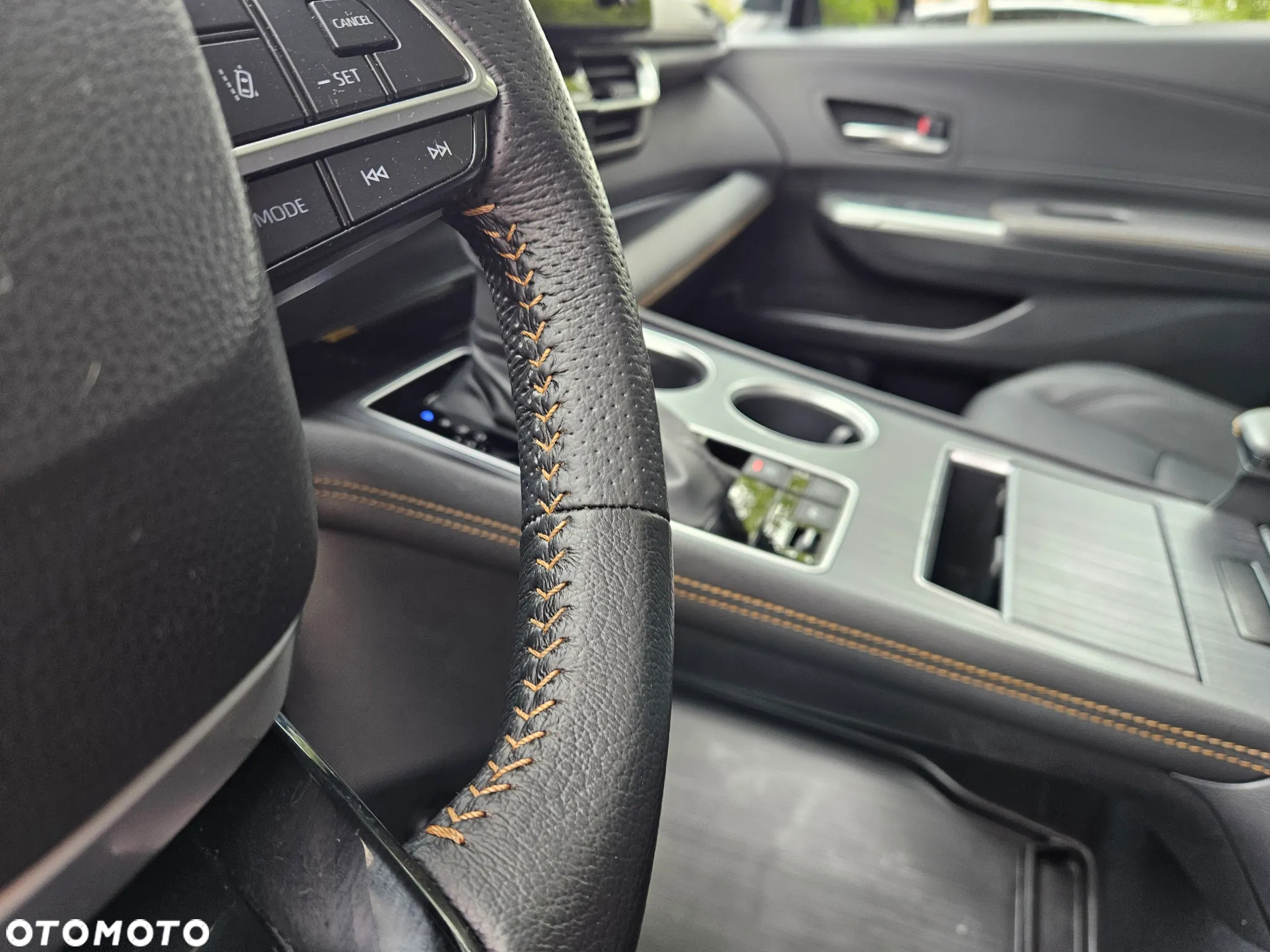 Toyota Sienna - 28