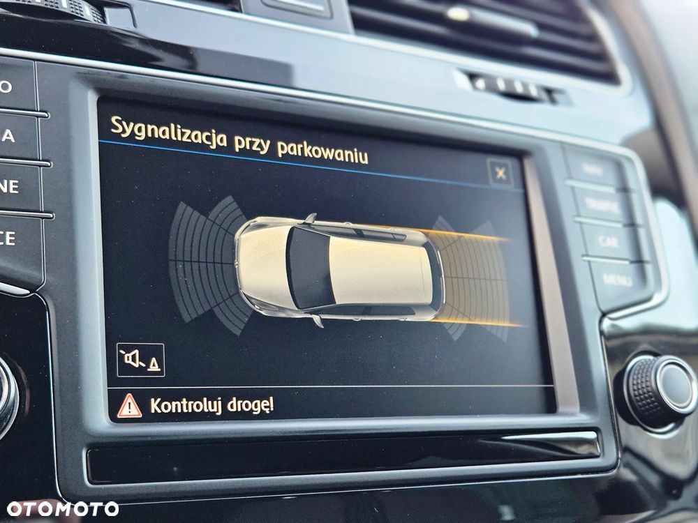 Volkswagen Golf 1.4 TSI BMT Comfortline - 37