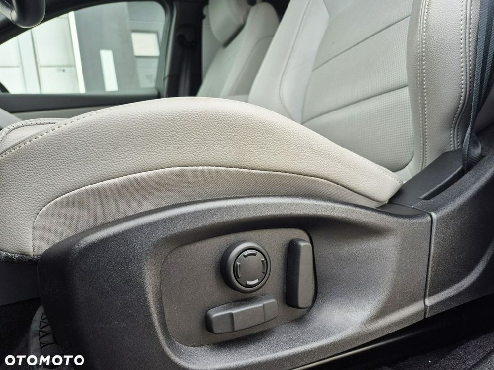 Jaguar E-Pace 2.0 P200 mHEV AWD R-Dynamic S - 21