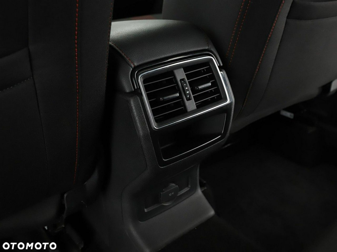 Skoda Karoq 1.0 TSI GPF 4x2 Style - 38