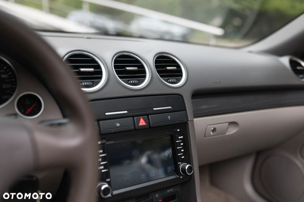 Audi A4 Cabrio 1.8T - 21