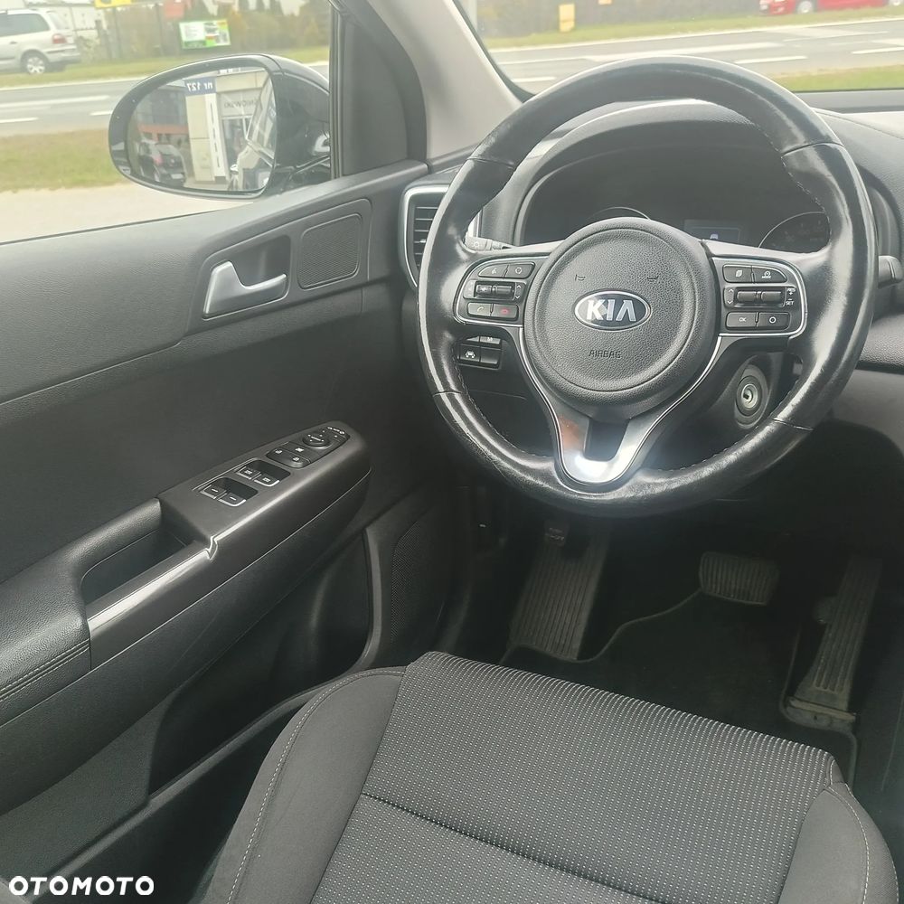 Kia Sportage - 10