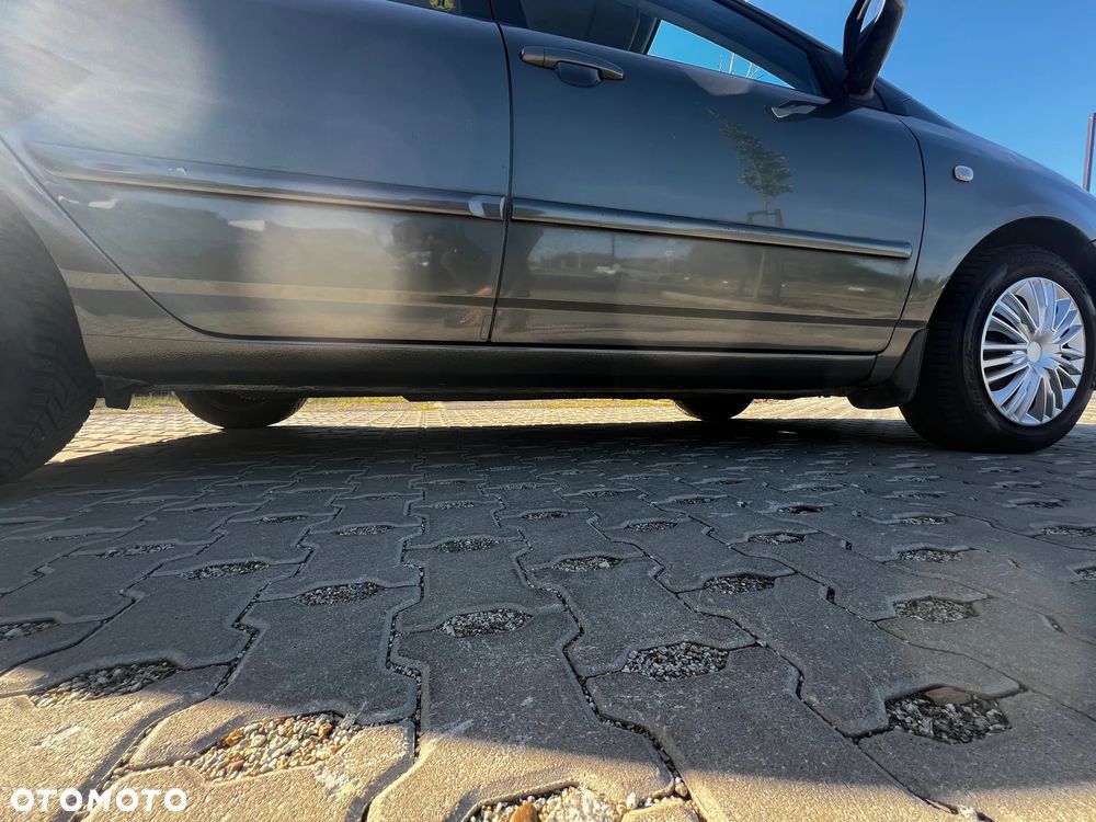 Toyota Corolla - 15